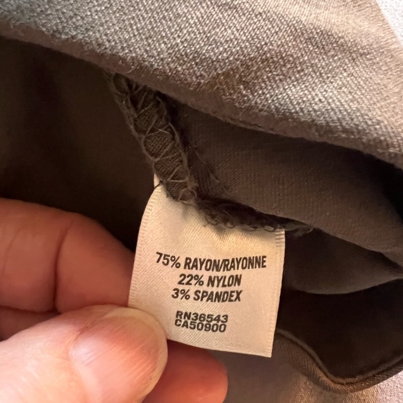 Van Heusen slim fit stretch size 12 pants - Picture 2 of 4